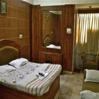 Private 5 Room Apartment In Mumbai, Mumbai 4